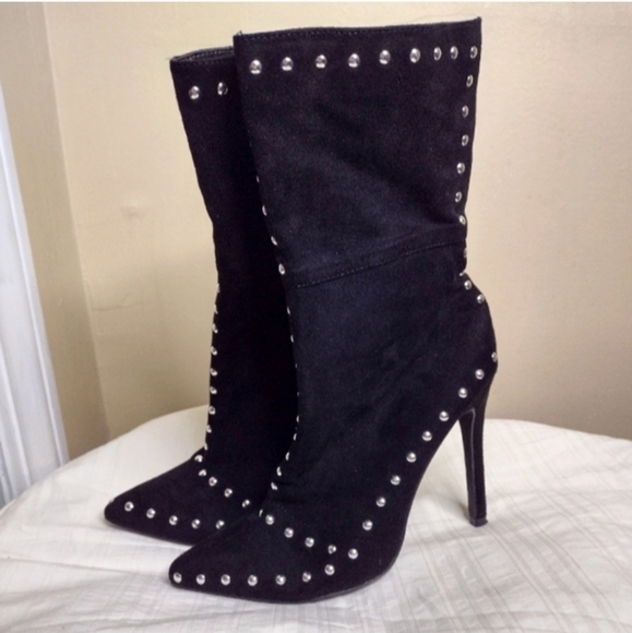 Charlotte Russe Studded Black Faux Suede Ankle Boots Size 10 Pointed Toe Heels - Picture 5 of 9